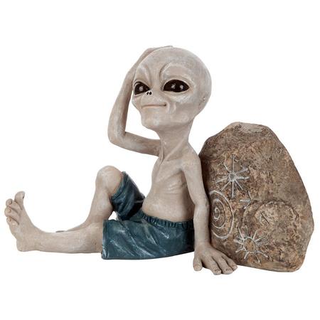 Design Toscano Surfer Dude Out-of-this-World Alien Statue LY612243